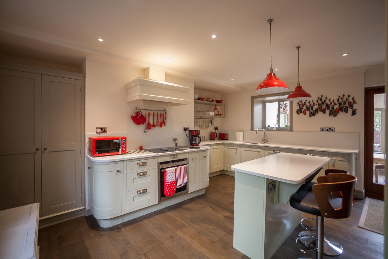 Ludlow - Linnet House - Well Presented Townhouse With Parking - Perfect Location For Exploring On Foot, Sleeps Up To 8 Guests - Hosted By Rentmyhouse Exterior photo